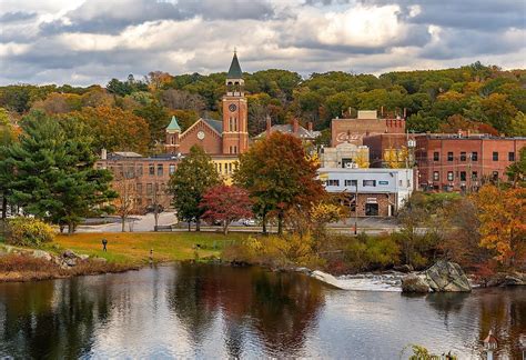 smallest city in connecticut.